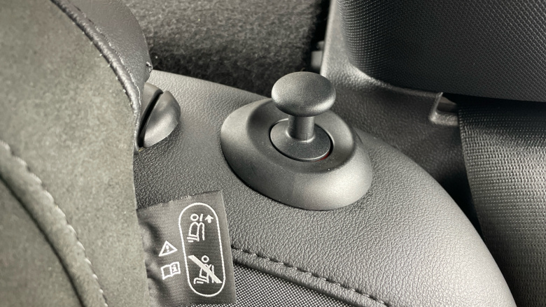 MINI Hatchback 2.0 Cooper S Sport 3dr Auto Petrol Hatchback